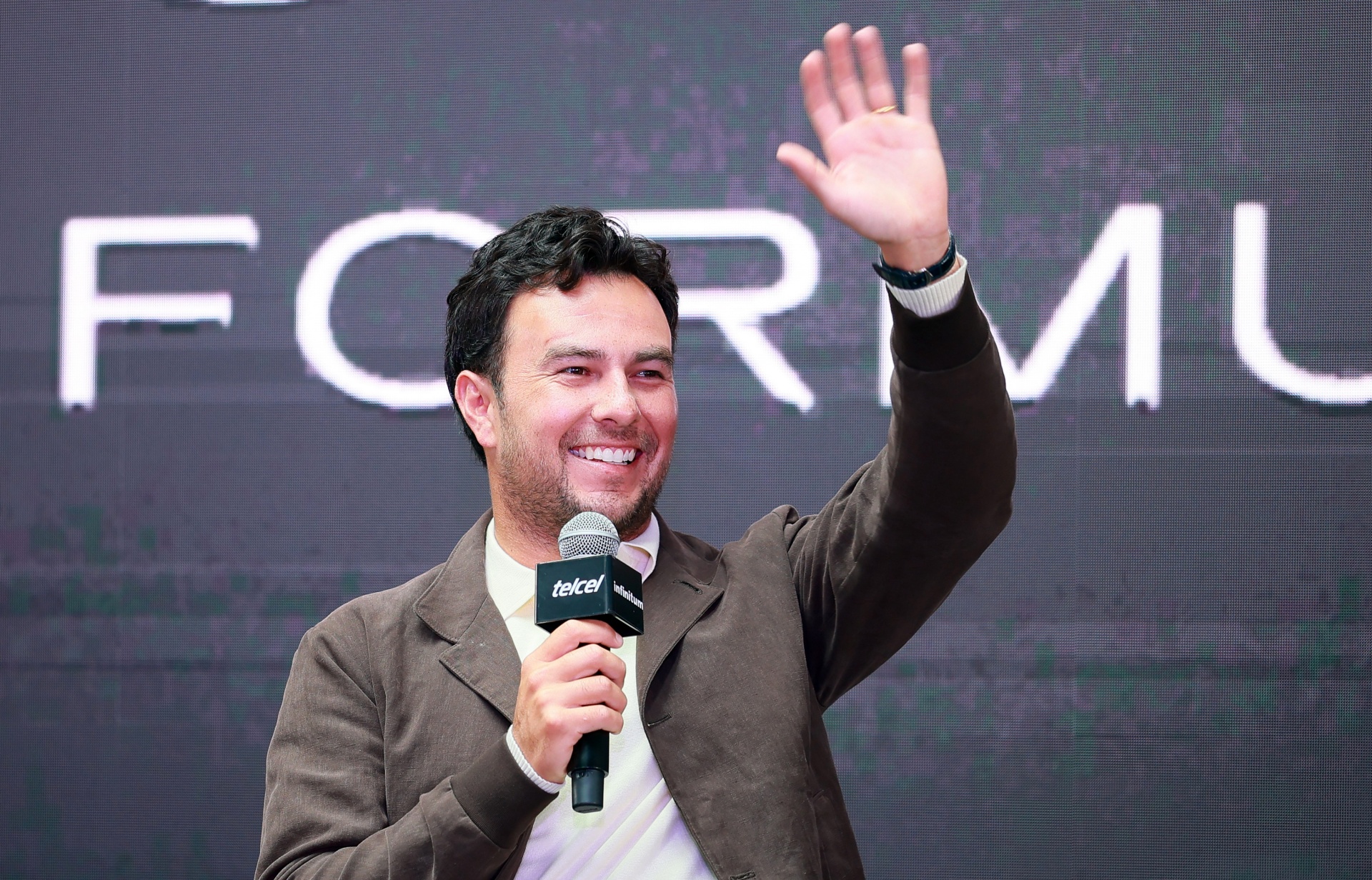 Sergio Pérez completó un productivo shakedown con Cadillac en Barcelona y se mostró optimista por el progreso del equipo rumbo a la pretemporada.